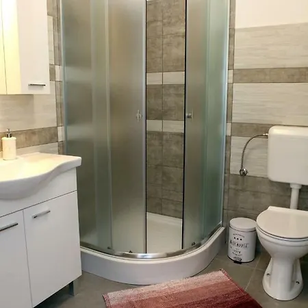 Serenity Cb 아파트 포르토로즈